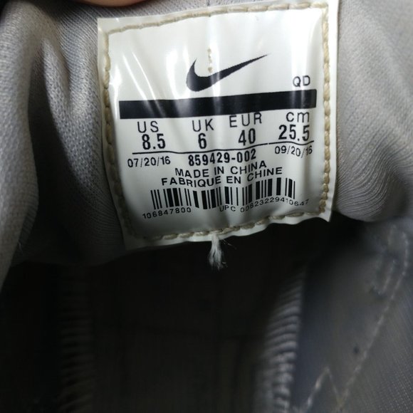 Nike Air Huarache Run SE Low Womens Size 8.5 Shoes Gray 859429-002 NO INSOLES - Picture 3 of 10